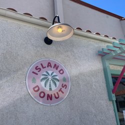 Island Donuts