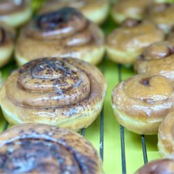 Nate's Donut & Coffee - Cinnamon rolls