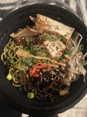 Poke Burri / Lifting Noodles Ramen by null