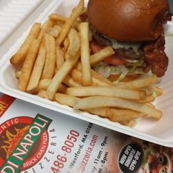 Di Napoli Pizzeria - The best burger in westford