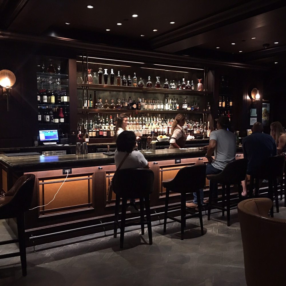 Bar. Bar.