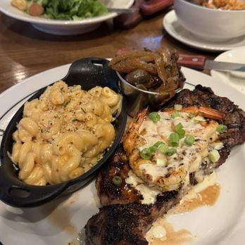Saltgrass Steak House - Sirloin with Shrimp, onions and mushrooms. Side of mac&cheese! - Steakhouses Near Me - San Antonio, Texas Saltgrass Steak House - Sirloin with Shrimp, onions and mushrooms. Side of mac&cheese! - Steakhouses Near Me - San Antonio, Texas
