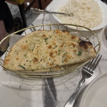 Ssaanjh Indian - Garlic Naan (one order) - Indian Near Me - Brookline, Massachusetts