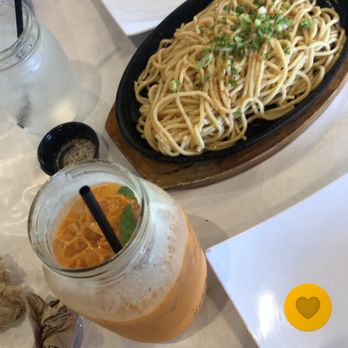On The Hook - Thai Iced Tea, Garlic Butter Noodles Lunch Special, - Cajun/Creole Near Me - Brea, California