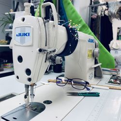 Tony the Tailor - The trusty sewing machine