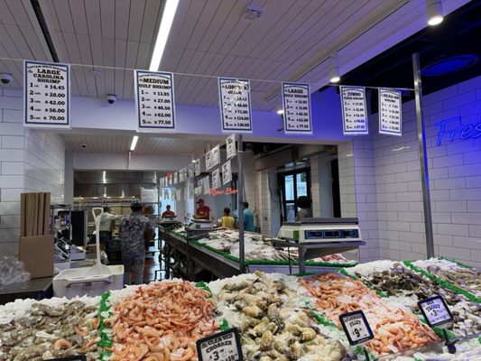 Captain White Seafood City by null