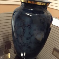 Sinai Memorial Chapels - I really liked this urn. And got it! Nice selection.