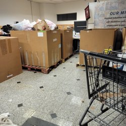 Goodwill NYNJ - Inside