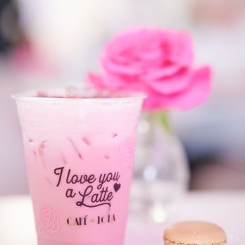 Cafe Lola - Vanilla Rose Latte - Cafes Near Me - Las Vegas, Nevada