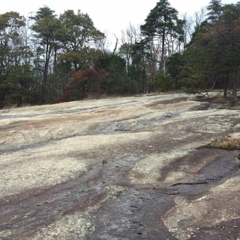 Rocky Face Mountain Recreational Area - Hiking Near Me - Hiddenite, North Carolina