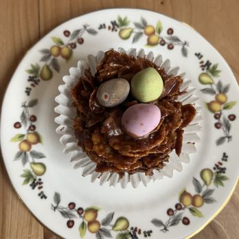 Strandfield House - Birds nest - Cafes Near Me