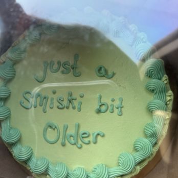 H-E-B - The cake I got. - Grocery Near Me - Waxahachie, Texas H-E-B - The cake I got. - Grocery Near Me - Waxahachie, Texas
