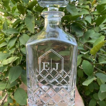 Artist Laser - Customized decanter - Engraving Near Me - Santa Monica, California Artist Laser - Customized decanter - Engraving Near Me - Santa Monica, California