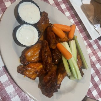 J Timothy's Taverne - buffacue wings - American Near Me - Plainville, Connecticut