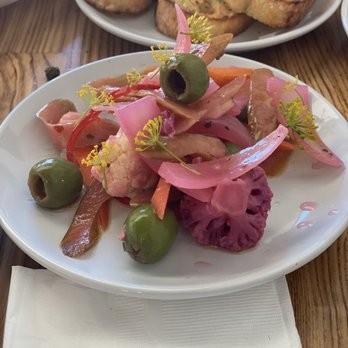 Sei Pizza Bar - Get the pickles.. so good - Pizza Near Me - Los Angeles, California