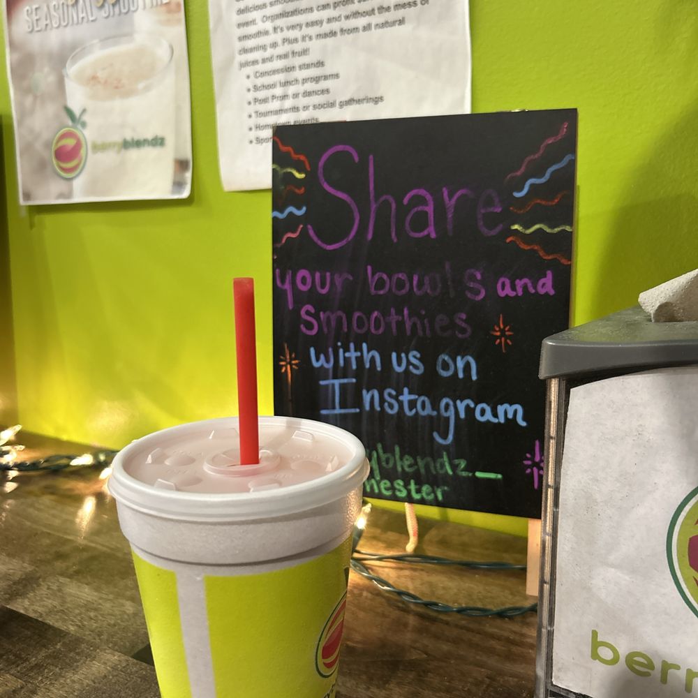 Berry Blendz - Rochester - a smoothie in a plastic cup with a straw - Juice Bars & Smoothies Near Me - Rochester, Minnesota Berry Blendz - Rochester - a smoothie in a plastic cup with a straw - Juice Bars & Smoothies Near Me - Rochester, Minnesota