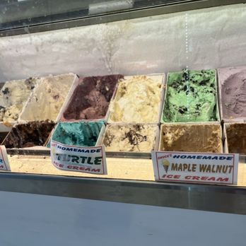 Chuck's Homemade - Ice Cream & Frozen Yogurt Near Me - Southport, North Carolina Chuck's Homemade - Ice Cream & Frozen Yogurt Near Me - Southport, North Carolina