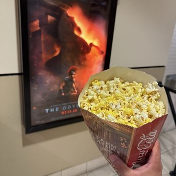 AMC West Oaks 14 - Cinema Near Me - Ocoee, Florida AMC West Oaks 14 - Cinema Near Me - Ocoee, Florida