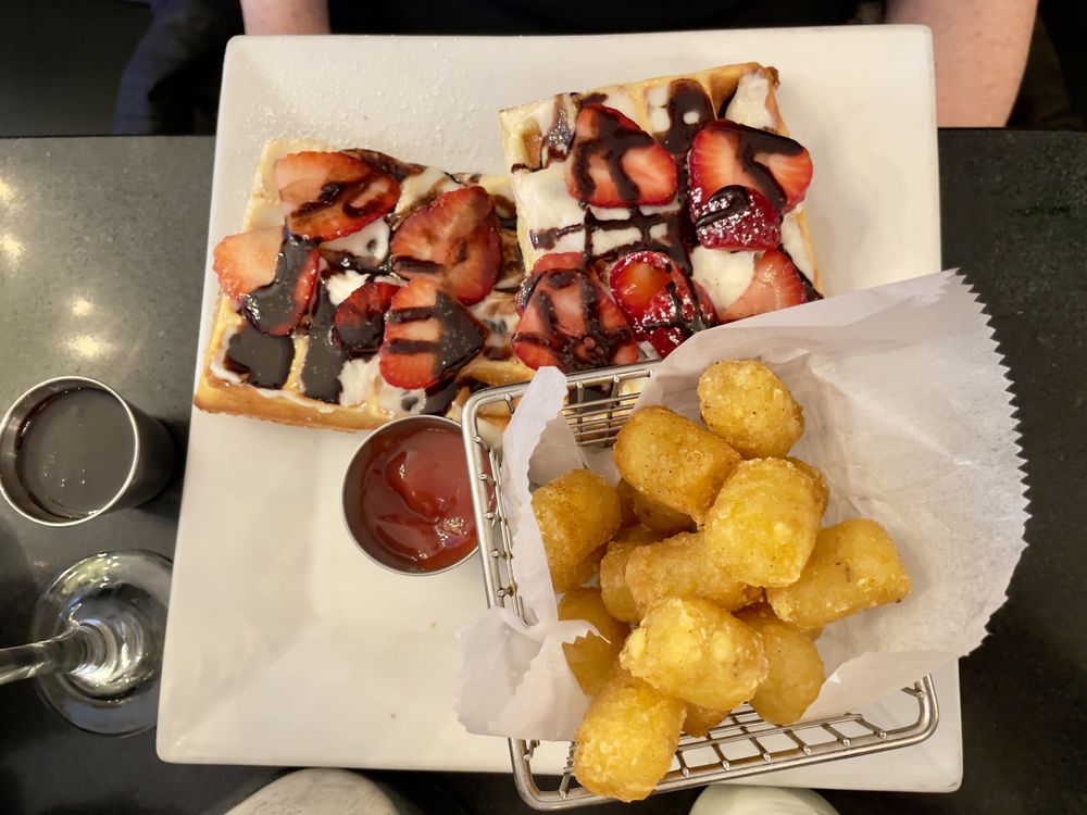 Anthony's Cheesecake — Mexican restaurant in Bloomfield