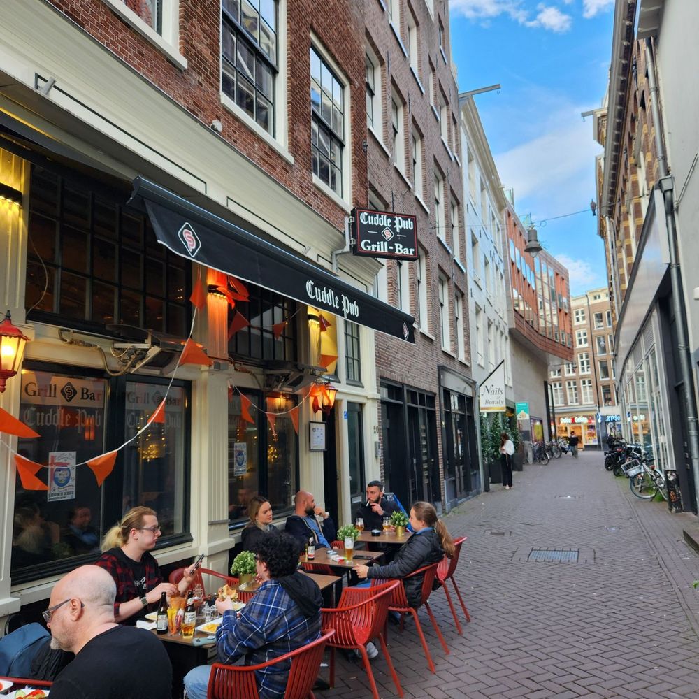 Cuddle Pub - Al fresco dining area - Gastropubs Near Me - Amsterdam, New Hampshire Cuddle Pub - Al fresco dining area - Gastropubs Near Me - Amsterdam, New Hampshire