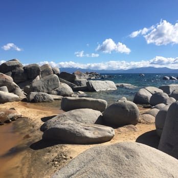 Speedboat Beach - Awesome rocks - Beaches Near Me - Kings Beach, California Speedboat Beach - Awesome rocks - Beaches Near Me - Kings Beach, California