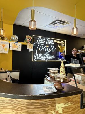 Gold Tooth Tony's Detroit Pizza by null