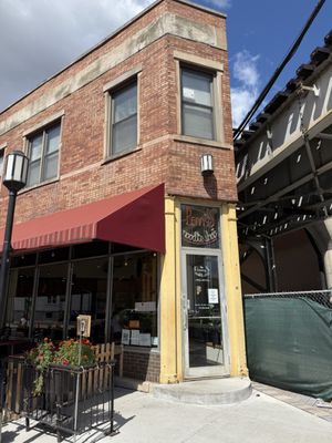 Penny's Noodle Shop by null