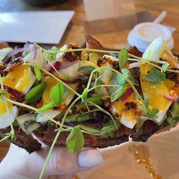 Perenn - Midtown - Avocado toast with bacon and egg - Bakeries Near Me - Reno, Nevada Perenn - Midtown - Avocado toast with bacon and egg - Bakeries Near Me - Reno, Nevada