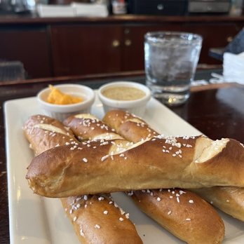 Emmett's Brewing Co - Pretzels and some horseradish mustard that will assault your nostrils - New American Near Me - West Dundee, Illinois Emmett's Brewing Co - Pretzels and some horseradish mustard that will assault your nostrils - New American Near Me - West Dundee, Illinois