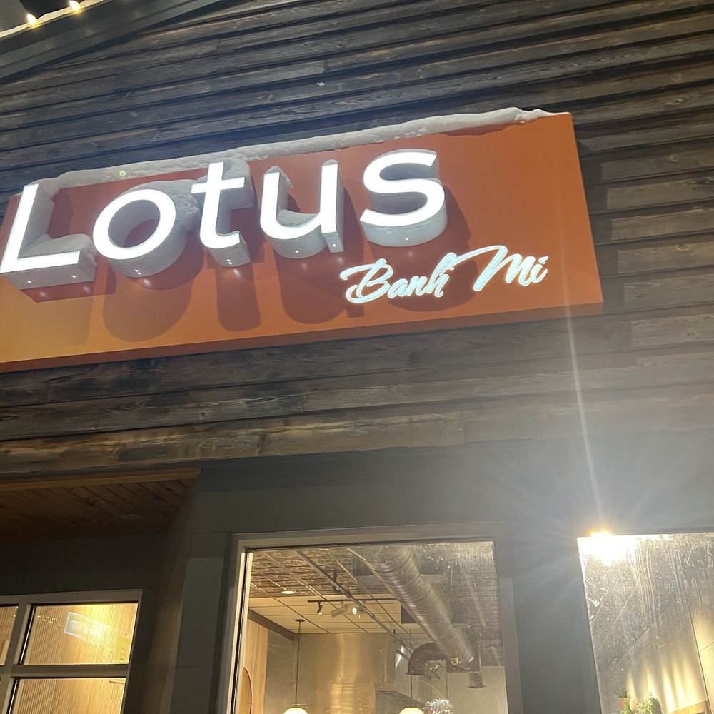 Lotus Banh Mi - Front signage - Vietnamese Near Me - Naperville, Illinois
