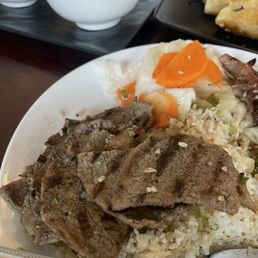 Charbroiled beef with rice