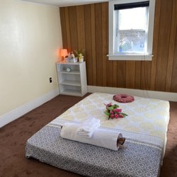 The Nature Beauty Reflexology - Futon massage or Thai massage