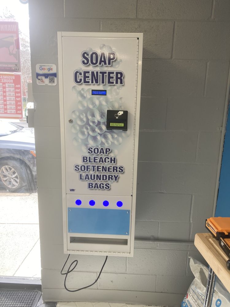 TOP WASH LAUNDROMATS Updated August 2024 30 Photos 1712