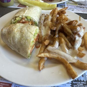 East Hanover Diner - Buffalo Chicken Wrap Disco Fries - Diners Near Me - East Hanover, New Jersey East Hanover Diner - Buffalo Chicken Wrap Disco Fries - Diners Near Me - East Hanover, New Jersey