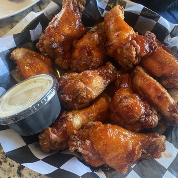 Dooney's Pub - Voorhees - Chicken Wings - Sports Bars Near Me - Voorhees Township, New Jersey Dooney's Pub - Voorhees - Chicken Wings - Sports Bars Near Me - Voorhees Township, New Jersey