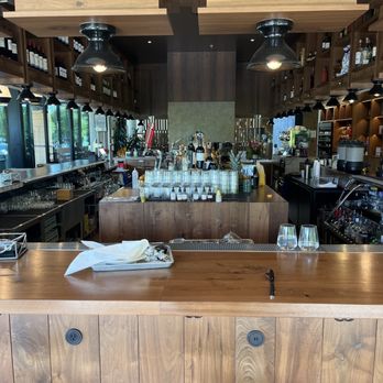 Moxy Boulder - There is nobody working the bar. Nobody. - Hotels Near Me - Boulder, Colorado