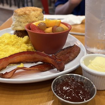 Ruby Slipper Uptown - Cafes Near Me - New Orleans, Louisiana