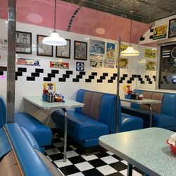 The Grand Diner