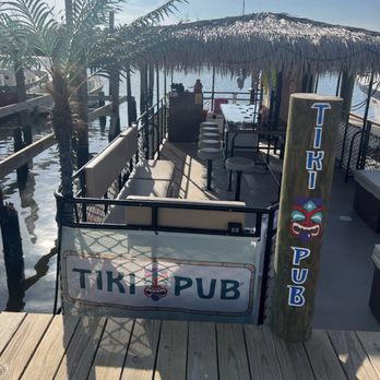 Tiki Pub - Boat Tours Near Me - Fort Myers Beach, Florida