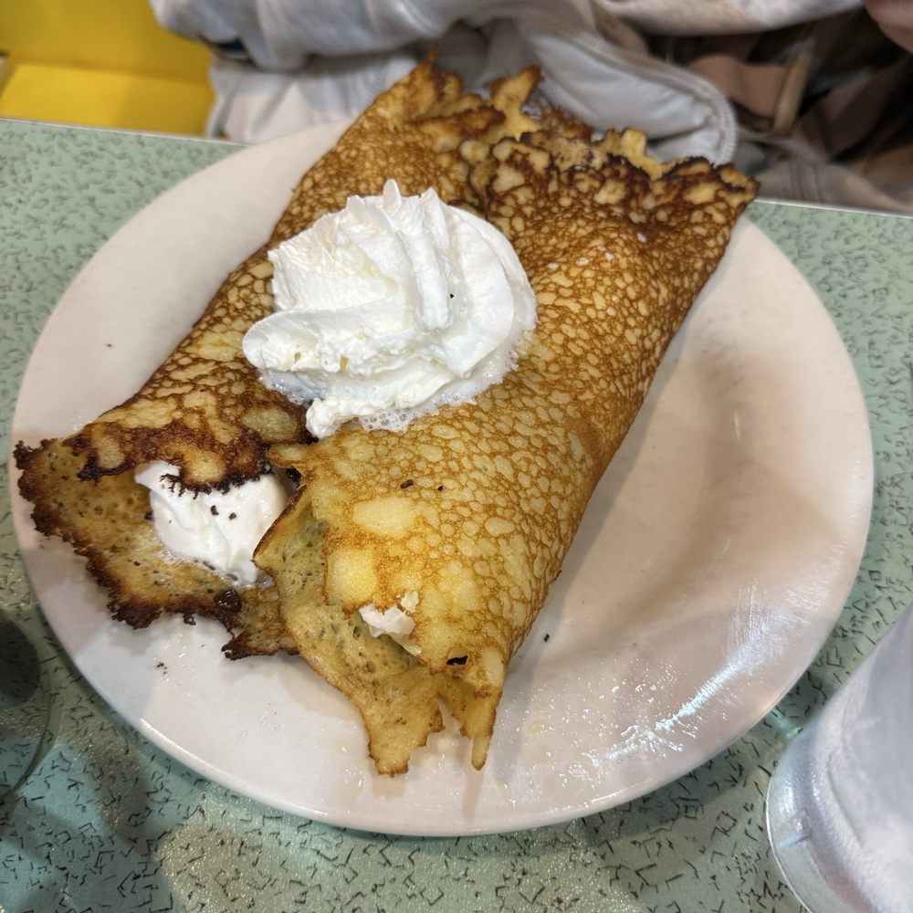 Pamela's Famous Crepe Hotcakes Pamela's Famous Crepe Hotcakes