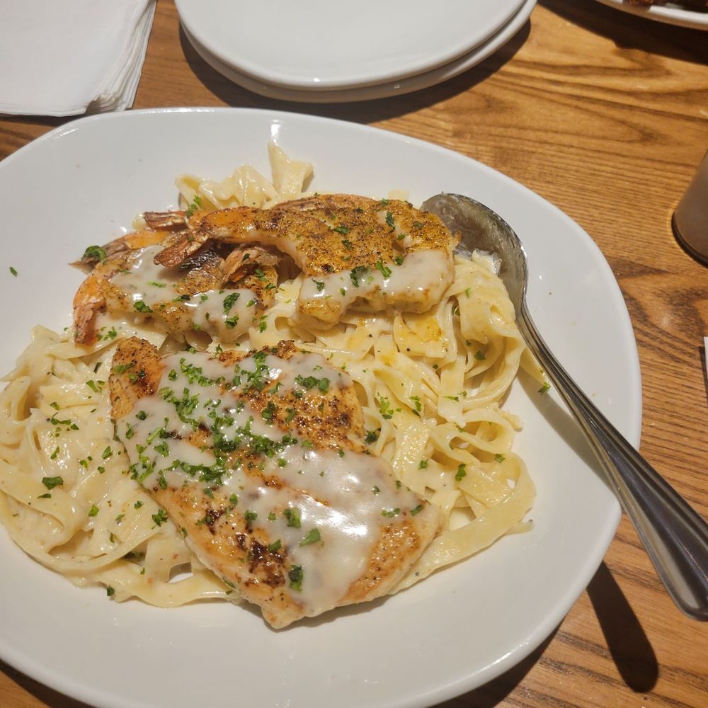 Outback Steakhouse - Steakhouses Near Me - Shreveport, Louisiana