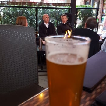 Hops Pub - Pubs Near Me - New Westminster, British Columbia