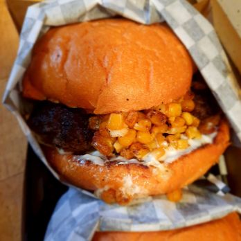 Patty Meets Bun - Prime rib burger - Food Trucks Near Me - Temple City, California
