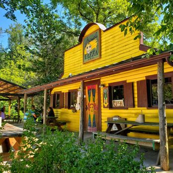 Miguel's Pizza - The exterior of Miguel's Pizza.....you can't miss it! - Pizza Near Me - Slade, Kentucky