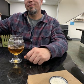 Thompson Brewing - Sample of their mozzarella sticks! - American Near Me - Riverside, California