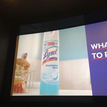 IPIC Pasadena - Screen is not aligned. - Cinema Near Me - Pasadena, California