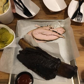 Black's Barbecue Austin - Barbeque Near Me - Austin, Texas Black's Barbecue Austin - Barbeque Near Me - Austin, Texas