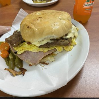 Taqueria El Puesto - Torta cubana - Mexican Near Me - Logansport, Indiana Taqueria El Puesto - Torta cubana - Mexican Near Me - Logansport, Indiana
