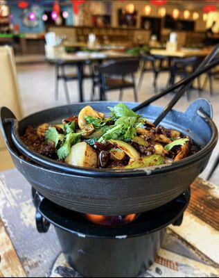 Chengdu Gourmet 2( North Hill) by null