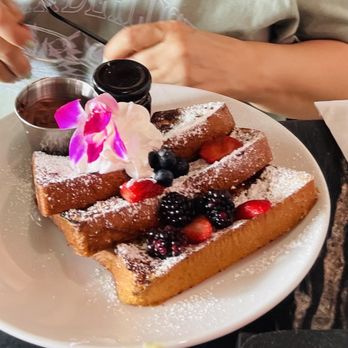 MIAM Cafe - French Toast - Sandwiches Near Me - Miami, Florida